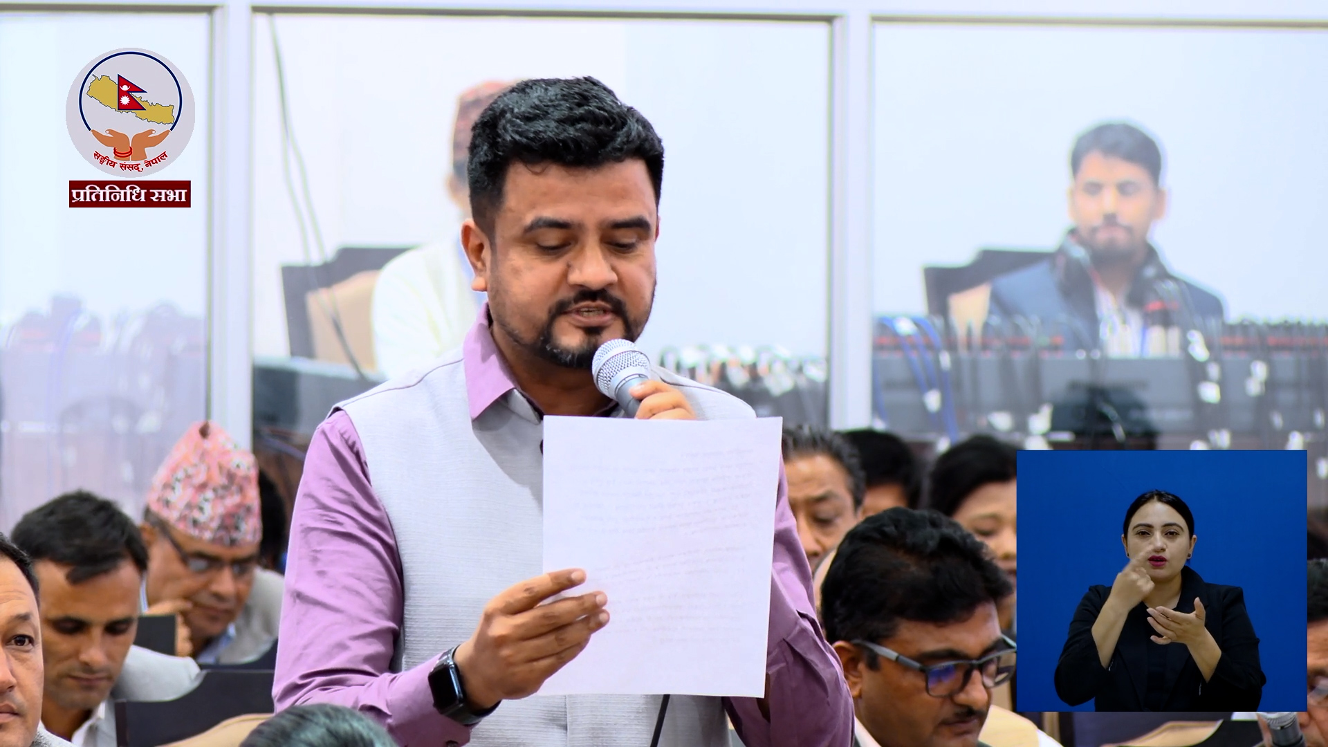 राधेराधेमा वर्षौँदेखि अलपत्र १७ तले भवनको अवस्था सार्वजनिक गर्न सांसद खत्रीको माग