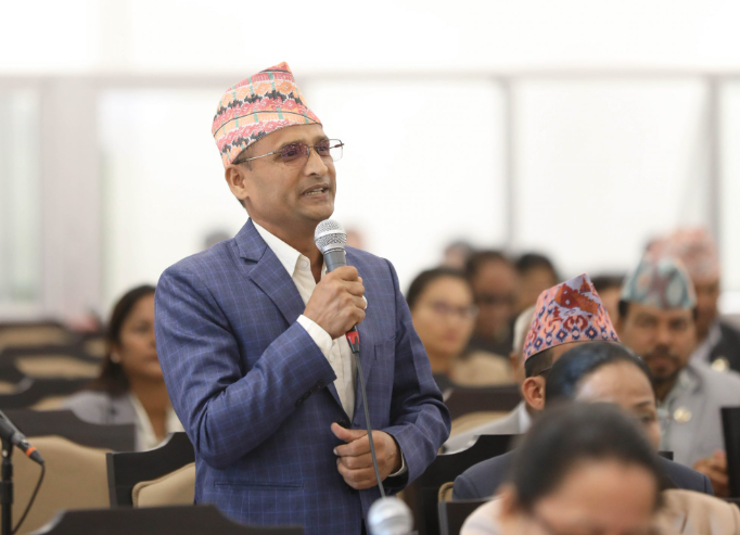 संसद्मा प्रधानमन्त्रीमाथि नेकपाको प्रश्न : ‘सदन र आफ्नै दलबाट टाढिएपछि एक्लो को हुन्छ ?’ संसद्मा प्रधानमन्त्रीमाथि नेकपाको प्रश्न : ‘सदन र आफ्नै दलबाट टाढिएपछि एक्लो को हुन्छ ?’