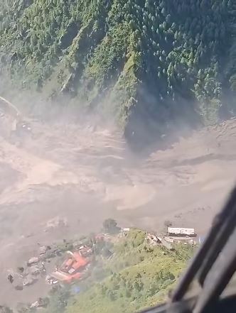 भोटेकोशीको बाढीले त्रिशूलीमा उर्लियो पानी, धादिङका बस्ती जोखिममा भोटेकोशीको बाढीले त्रिशूलीमा उर्लियो पानी, धादिङका बस्ती जोखिममा