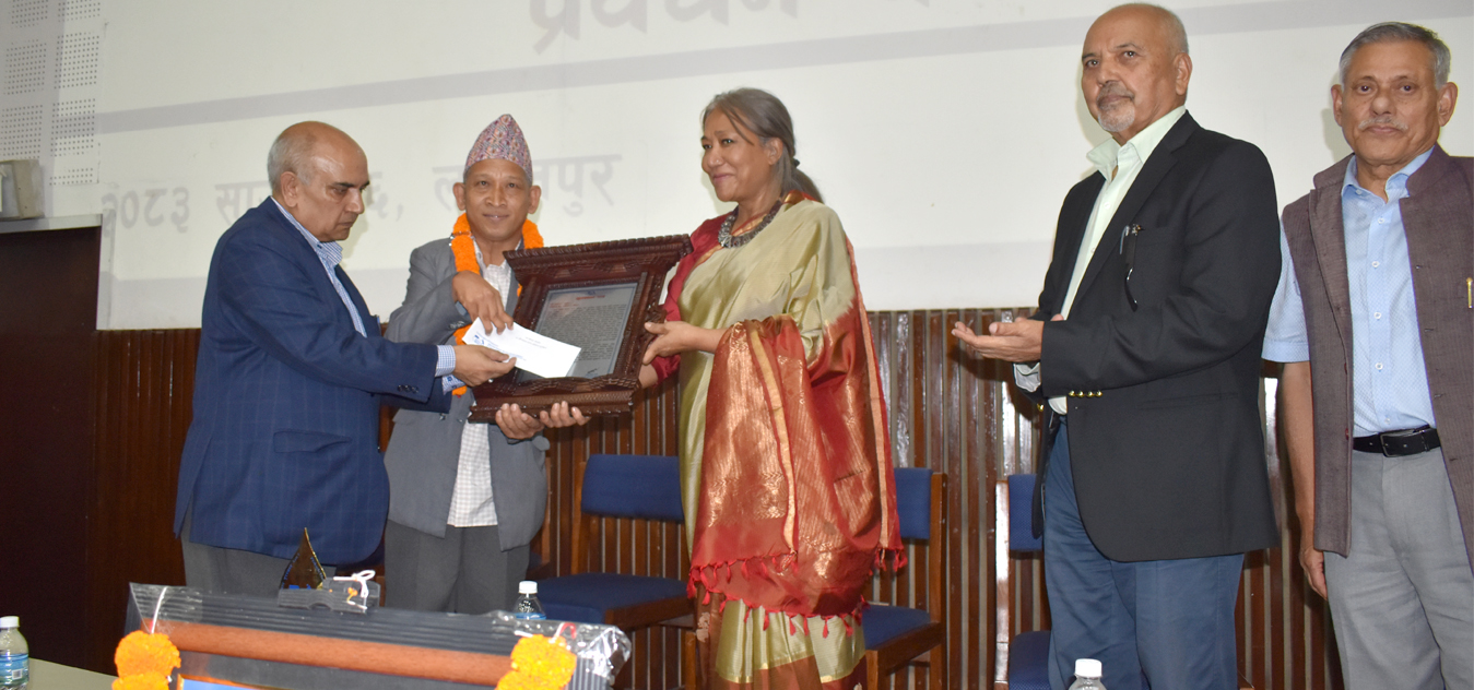 प्रकाश मानव अधिकार पुरस्कार–२०८२ रुद्रबहादुर खड्कालाई प्रकाश मानव अधिकार पुरस्कार–२०८२ रुद्रबहादुर खड्कालाई