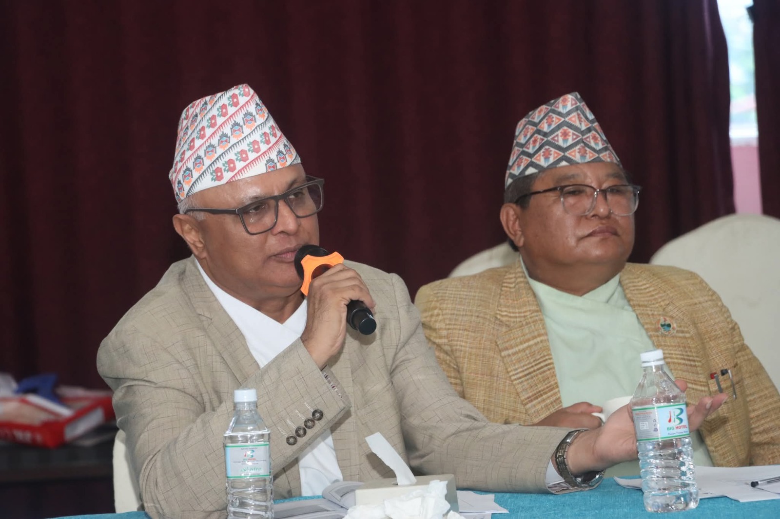 संघसँग प्रदेशको गुनासो स् कर्मचारीदेखि ट्राफिक जरिवानासम्मका विषय राष्ट्रिय बैठकमा उठाउने