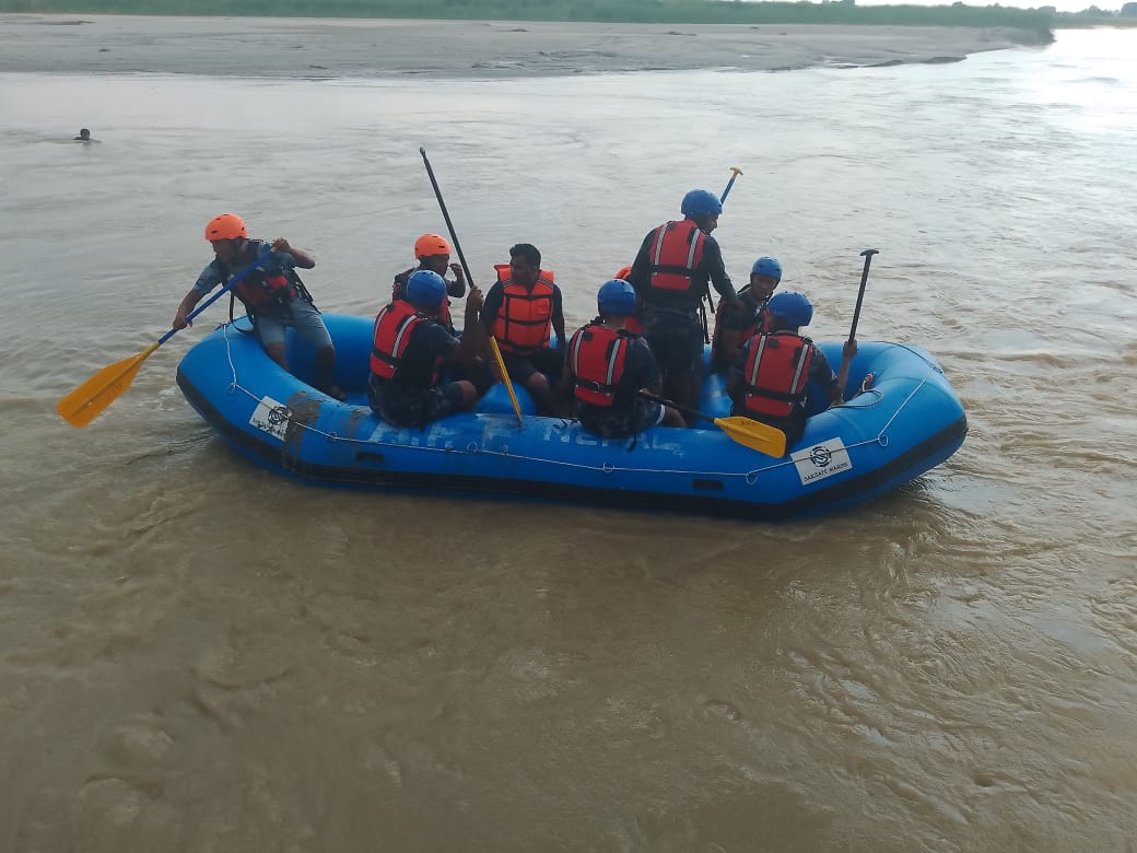 लाल बकैया नदीमा डुबेर बेपत्ता तेस्रो बालिकाको तेस्रो दिन पनि खोजी जारी लाल बकैया नदीमा डुबेर बेपत्ता तेस्रो बालिकाको तेस्रो दिन पनि खोजी जारी