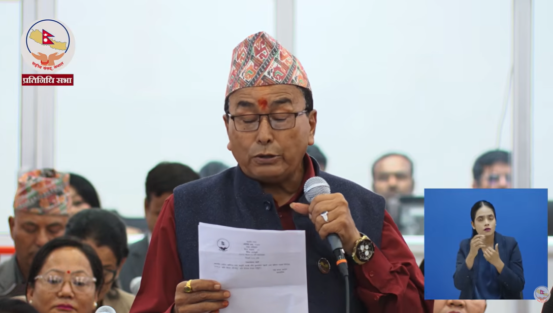 सांसद स्वाँरको कटाक्ष: प्रधानमन्त्री कुम्भकर्णको निद्रामा हुनुहुन्छ, भेट्नै सकिदैन् सांसद स्वाँरको कटाक्ष: प्रधानमन्त्री कुम्भकर्णको निद्रामा हुनुहुन्छ, भेट्नै सकिदैन्