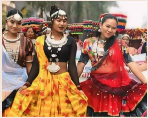 थारु समुदायको गुरिया पर्व मनाउँदै