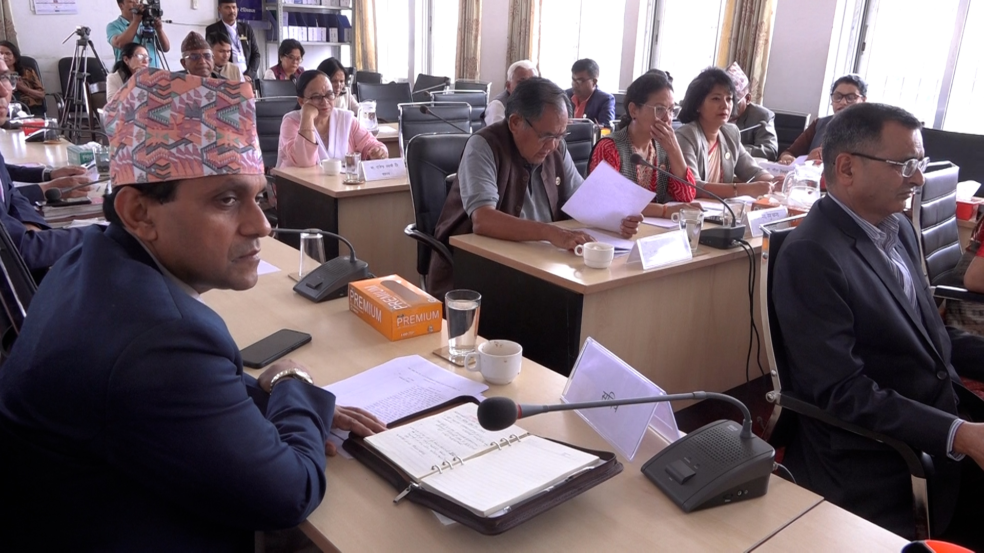 राष्ट्रिय अनुसन्धान विभागलाई गृह कि प्रधानमन्त्री कार्यालय मातहत राख्ने विषयमा विधायन समितिमा छलफल