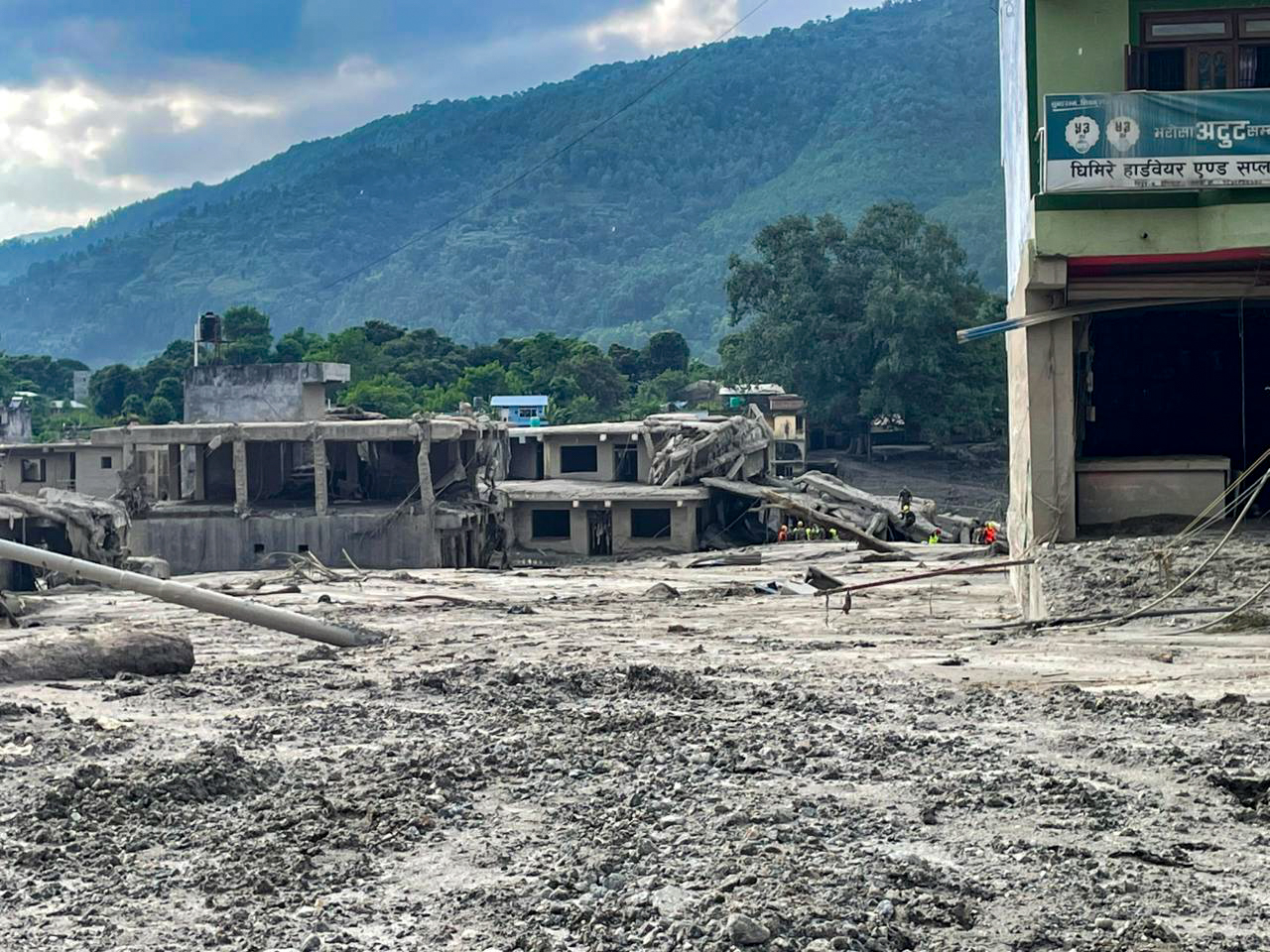 भोटेकोसीको बाढीले कर्णालीका दुईको मृत्यु, १६८ अझै सम्पर्कविहीन भोटेकोसीको बाढीले कर्णालीका दुईको मृत्यु, १६८ अझै सम्पर्कविहीन